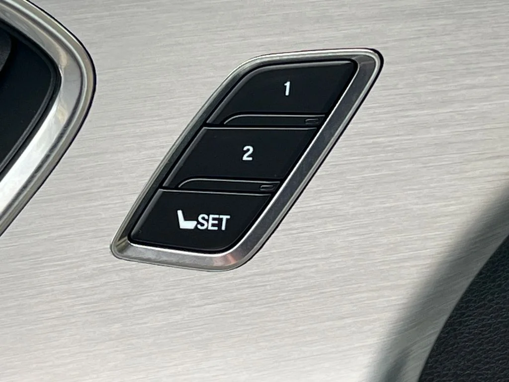 Used 2021 White Acura Technology Package image 17