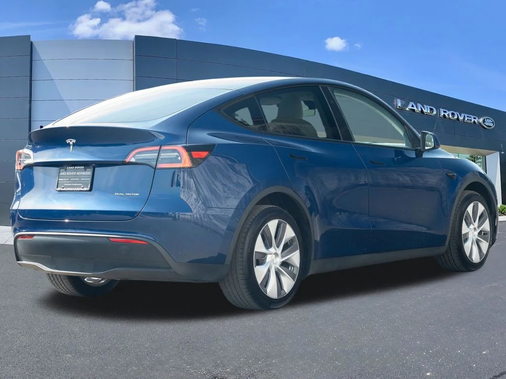 Used 2023 Blue Tesla Long Range image 4