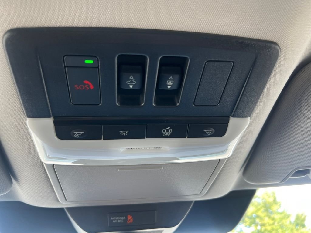 New 2026 Baltic Teal Pearl Nissan Platinum image 8