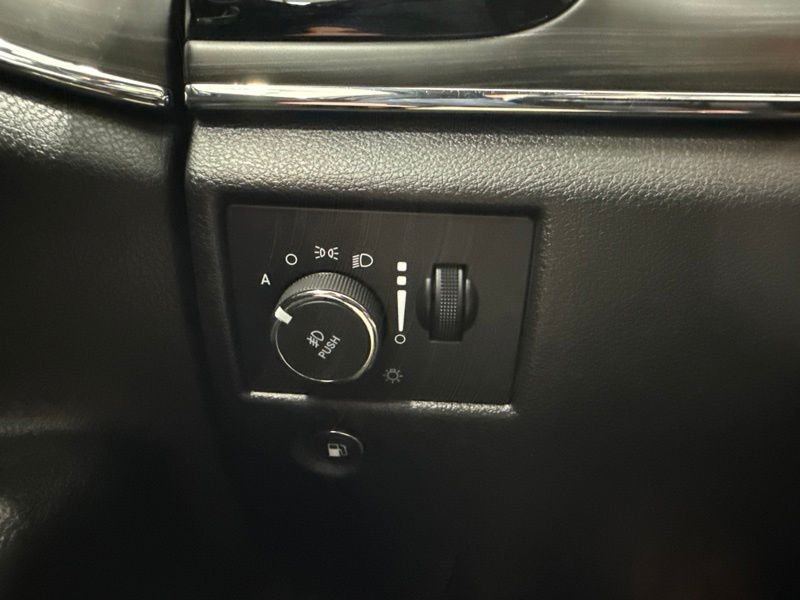 Used 2021 Black Jeep Limited image 24