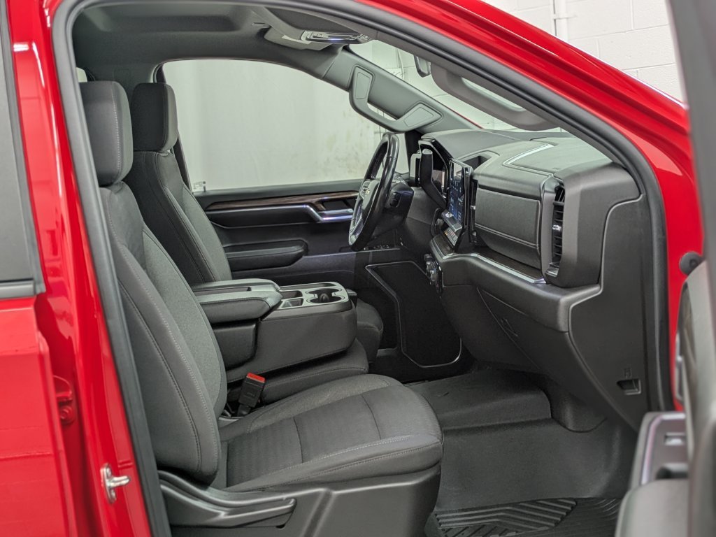 2022 Chevrolet Silverado 1500 LT - Photo 31