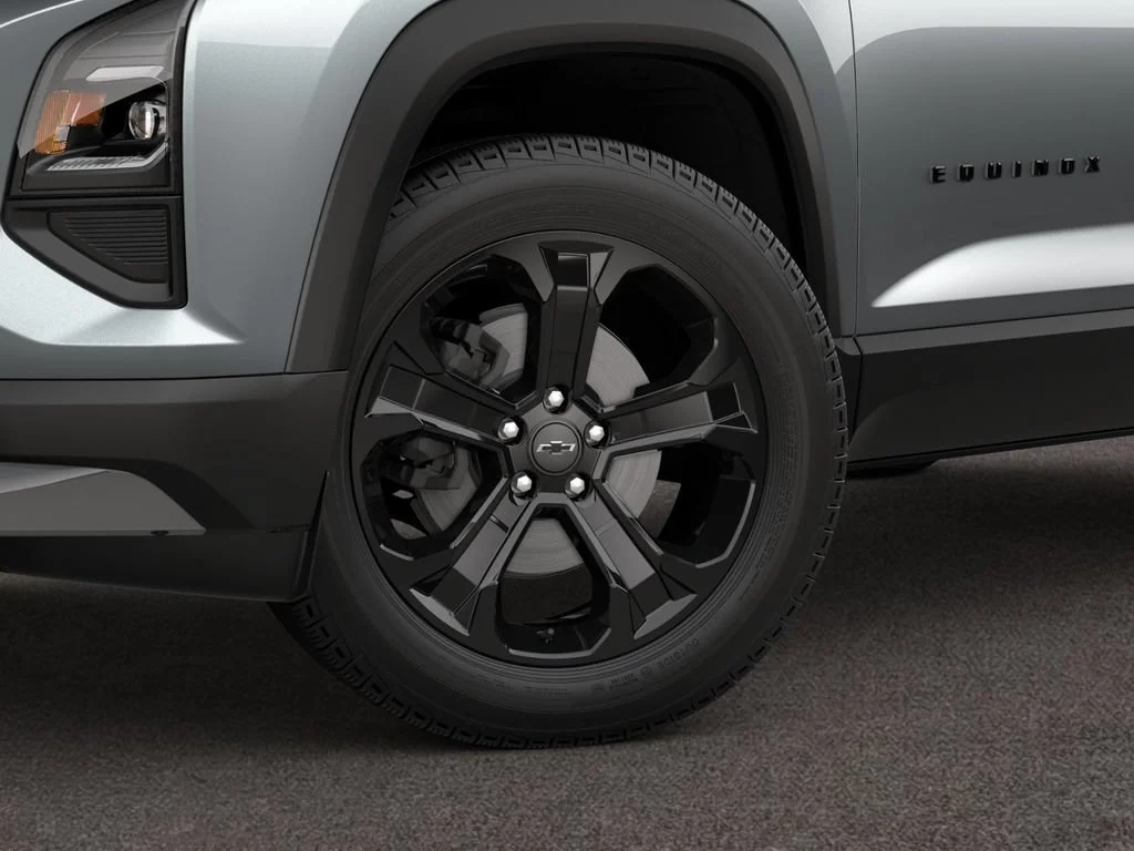 New 2027 Sterling Gray Metallic Chevrolet LT image 4