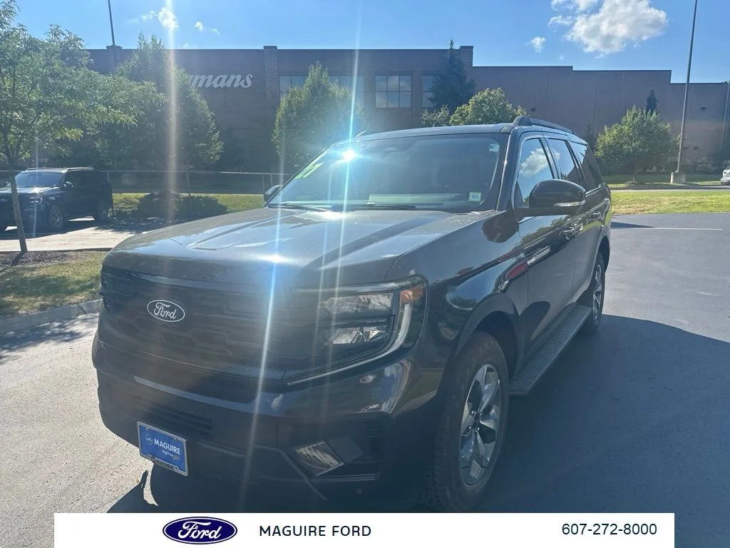 New 2027 Dark Matter Gray Metallic Ford Active image 8