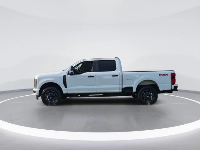 Used 2024 White Ford XL image 5