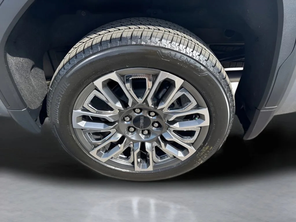 New 2026 Sterling Metallic GMC Denali Ultimate image 43