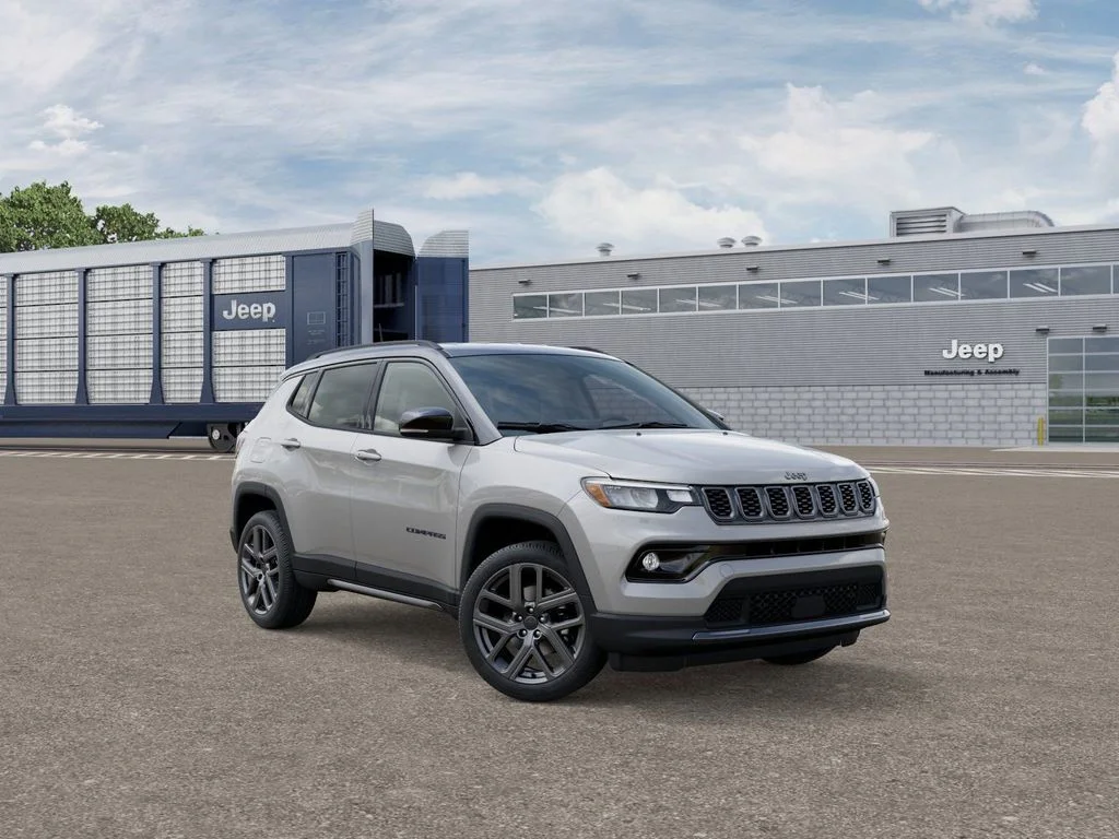 Used 2026 Silver Jeep Limited image 5
