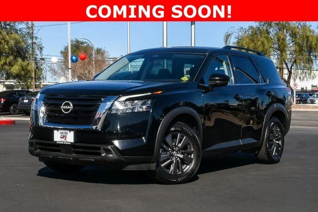 2022 Nissan Pathfinder SV 2WD's photo