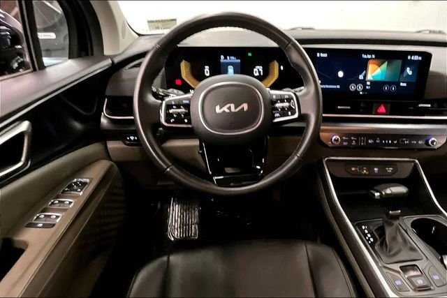 2025 Kia Carnival LXS - Photo 6