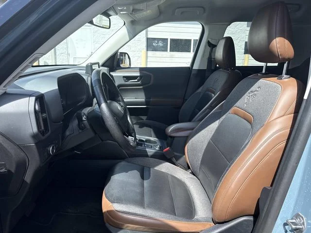 Used 2021  Ford Outer Banks image 13