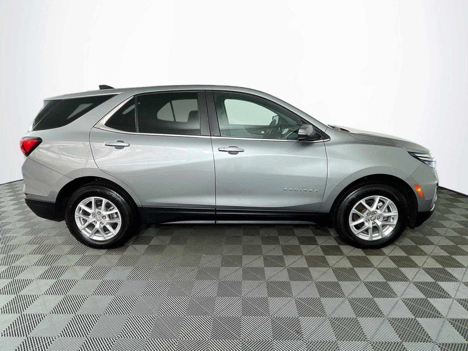 Used 2023 Sterling Gray Metallic Chevrolet LT image 10