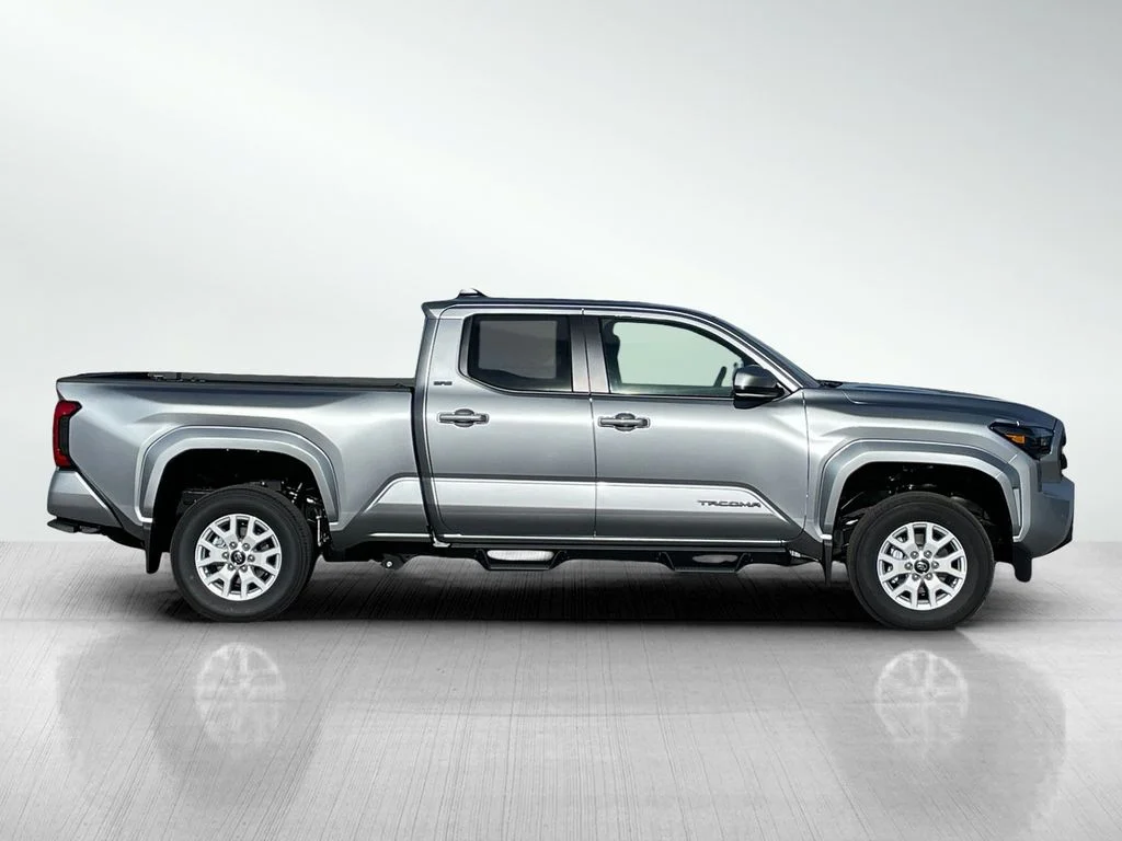 New 2026 Celestial Silver Metallic Toyota SR5 image 2