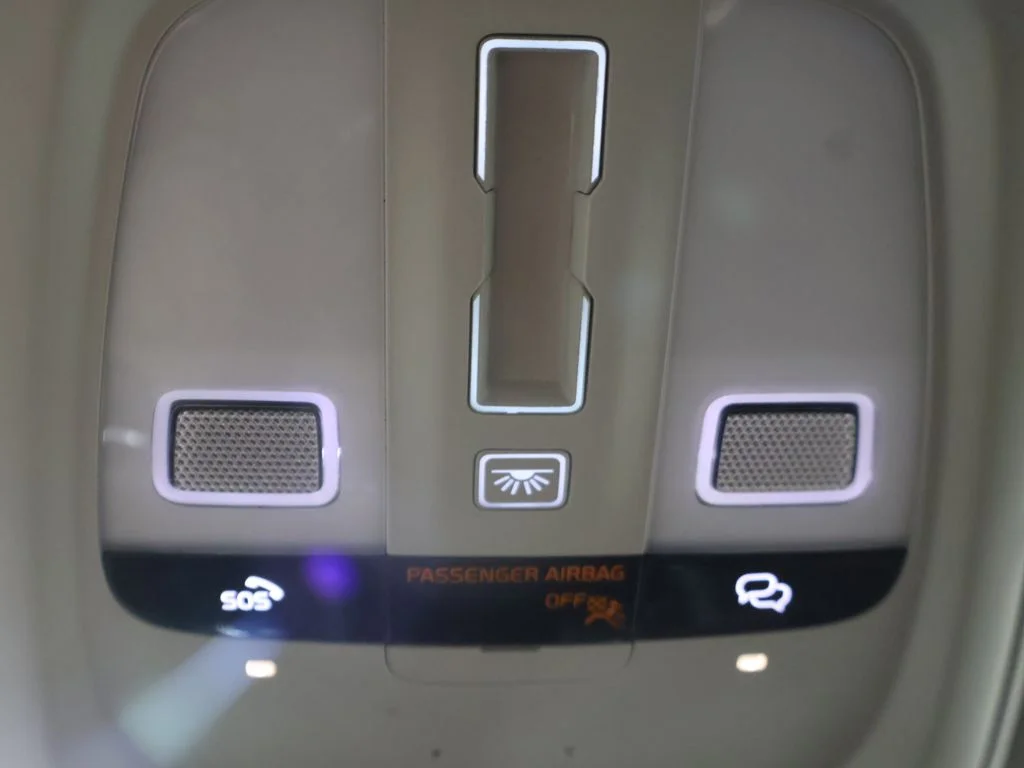Used 2023 Silver Volvo B6 Core image 52