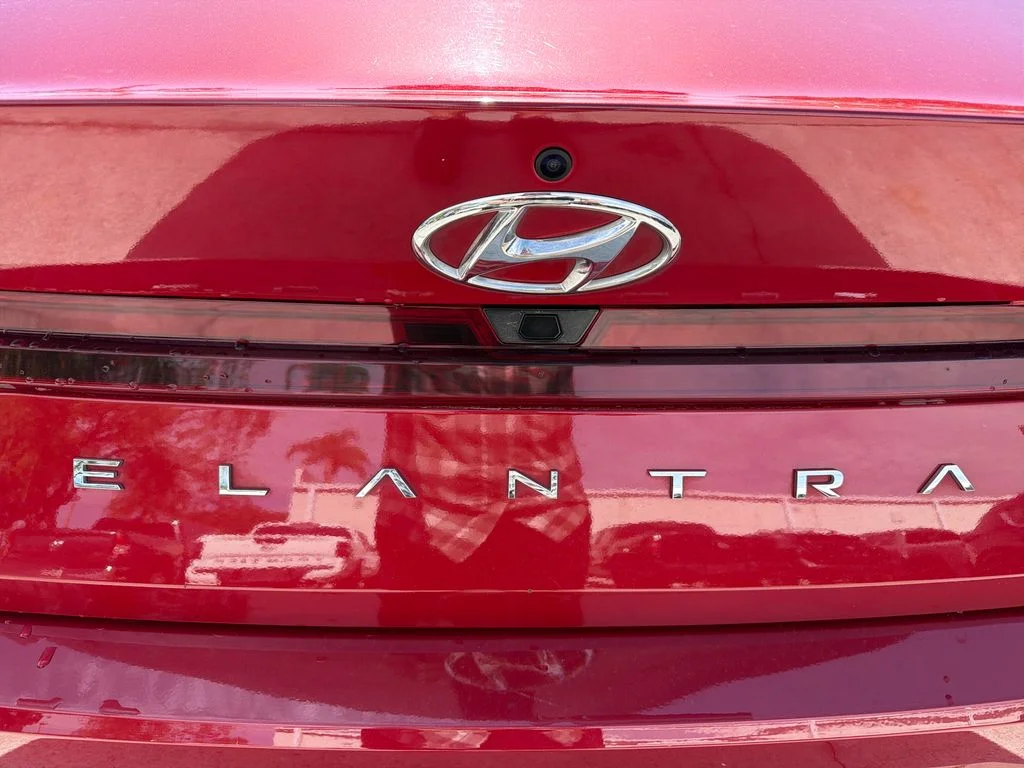 Used 2021 Red Hyundai SEL image 9