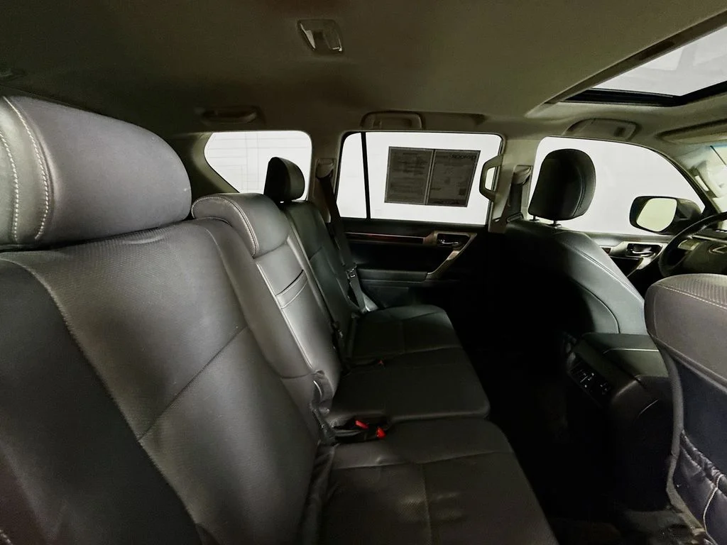 Used 2015 Black Onyx Lexus Base image 26