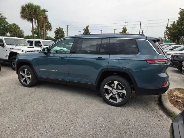 New 2026 Steel Blue Exterior Paint Jeep Limited image 12