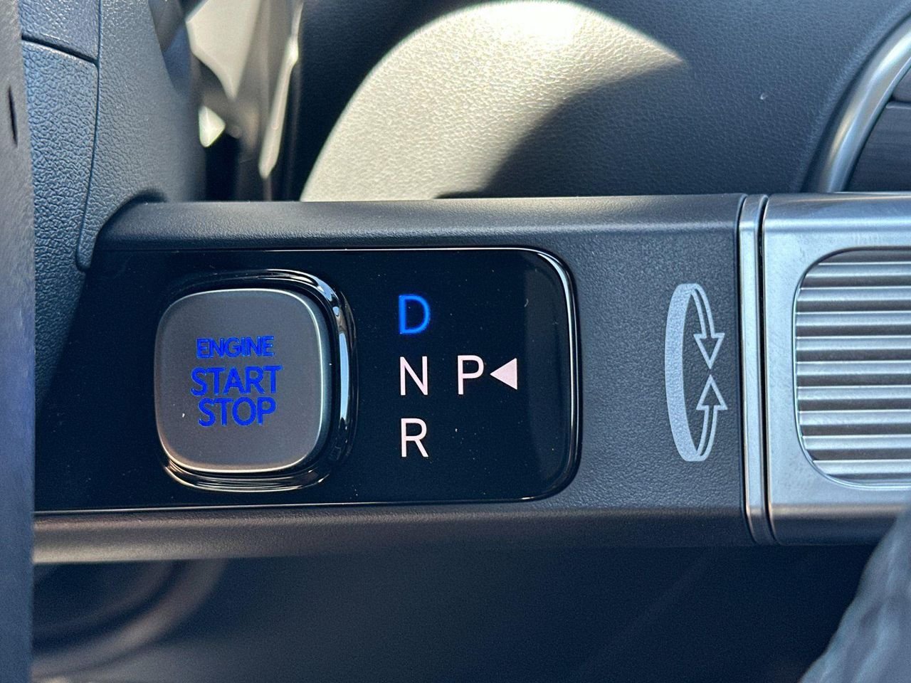 New 2026 White Hyundai Blue SEL 8P image 20