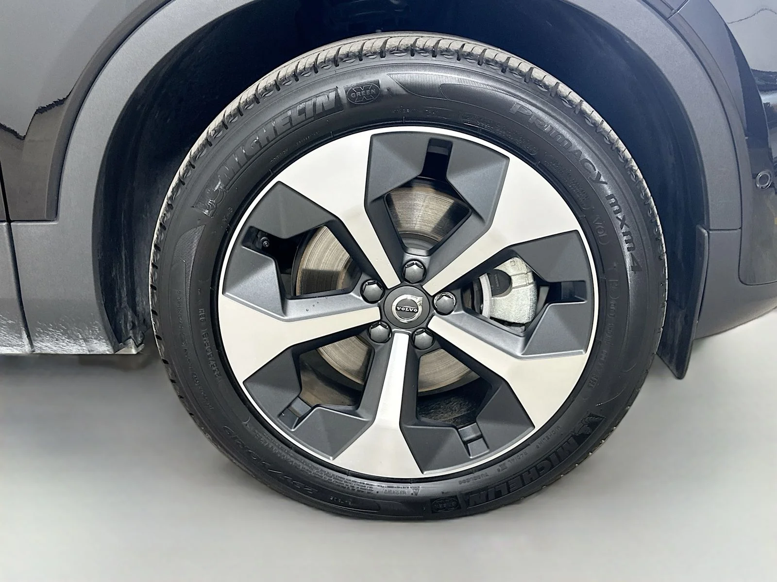 Used 2026  Volvo  image 10