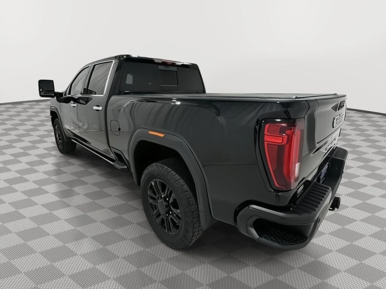 Used 2021 EBONY TWILIGHT METALLIC GMC Denali image 3