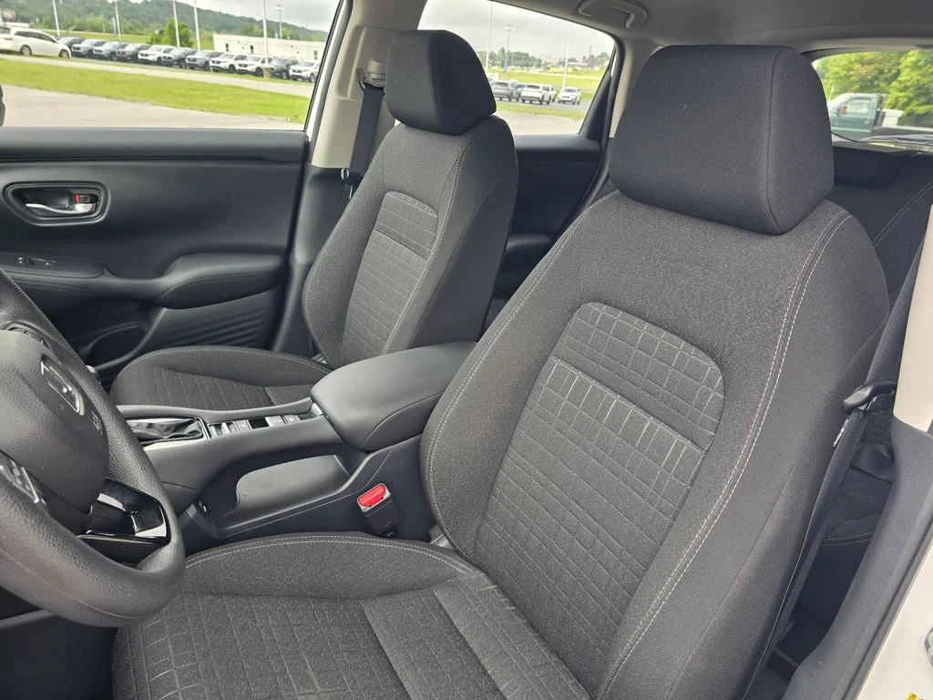 Used 2025 Platinum White Pearl Honda LX image 13