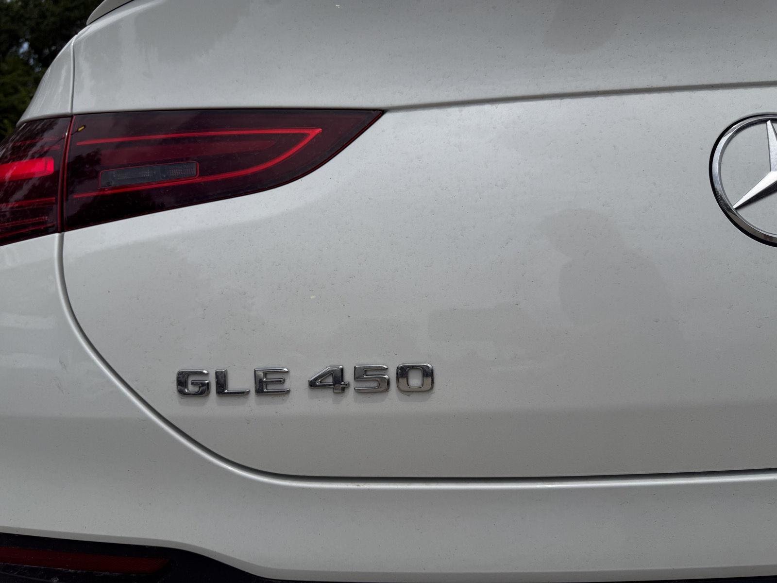 Certified Used 2025 MANUFAKTUR Moonlight White Metallic Mercedes-Benz GLE 450 image 22