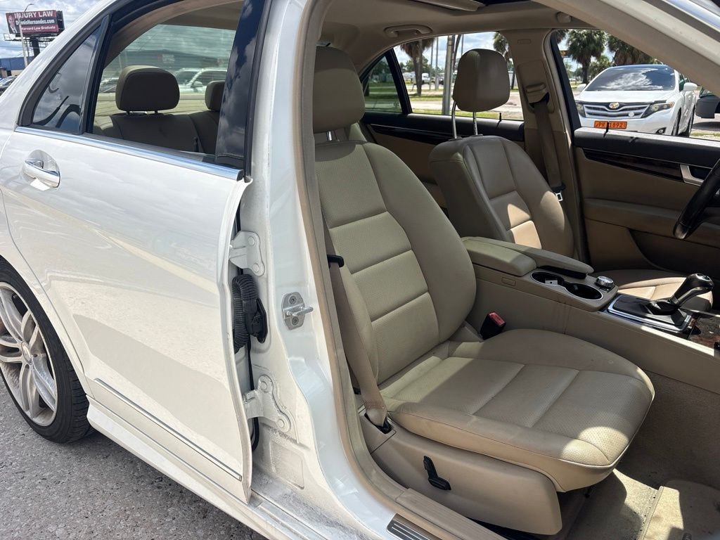 Used 2014 White Mercedes-Benz C 250 image 16