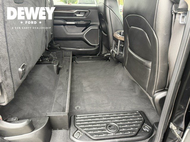 Used 2019 Diamond Black Ram Laramie image 42