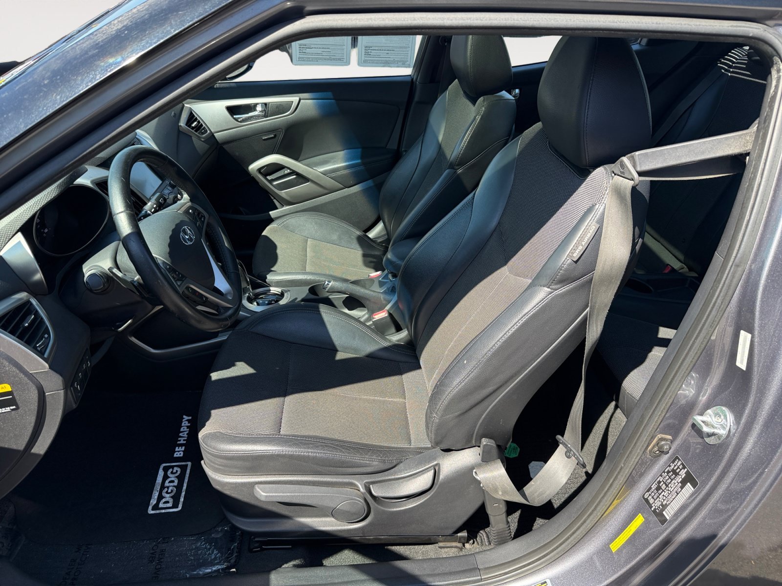 Used 2013 Gray Hyundai  image 10