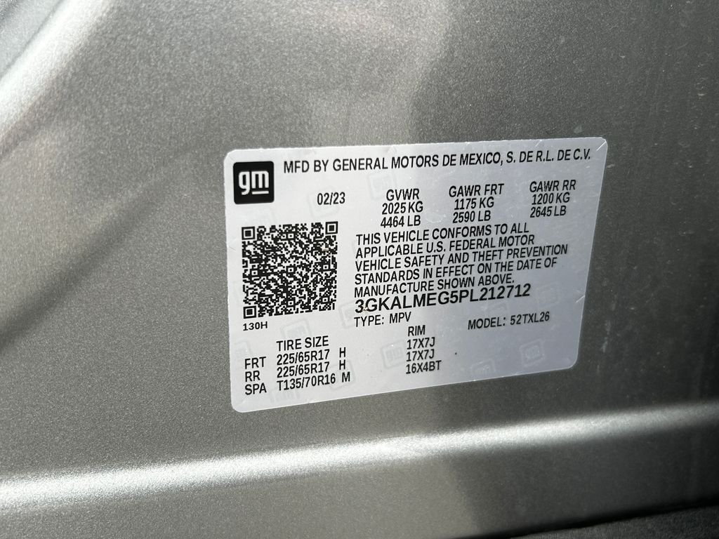 Used 2023 Sterling Metallic GMC SLE image 32