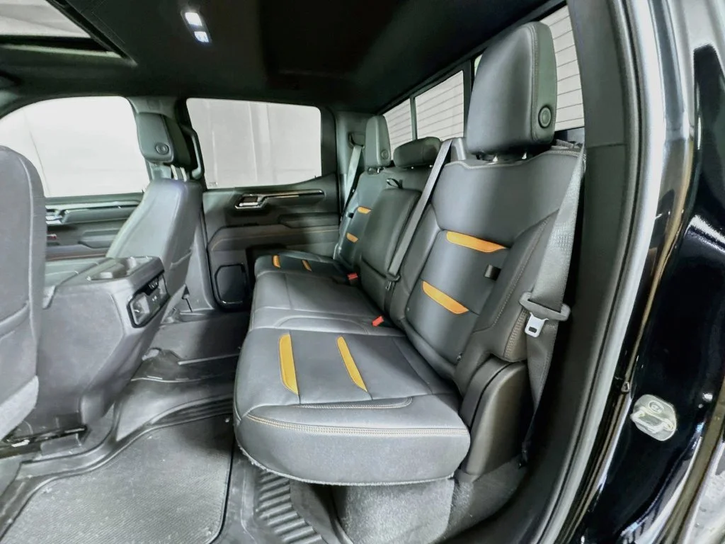 Used 2025 Black GMC AT4 image 31