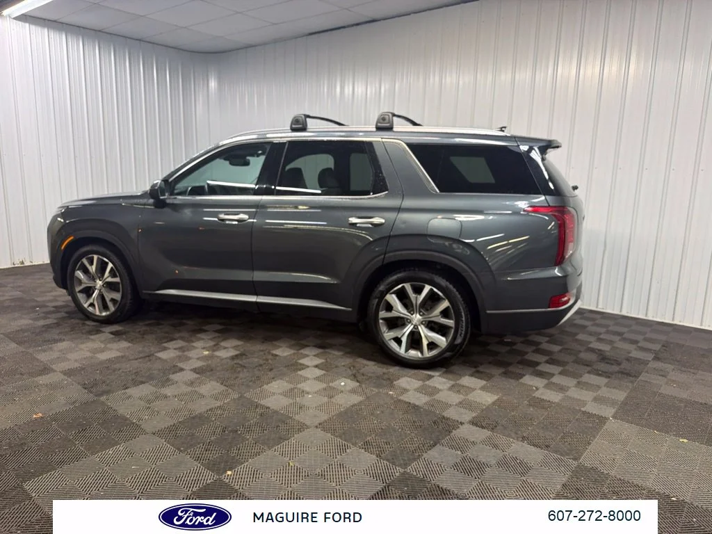 Used 2022 Gray Hyundai SEL image 8