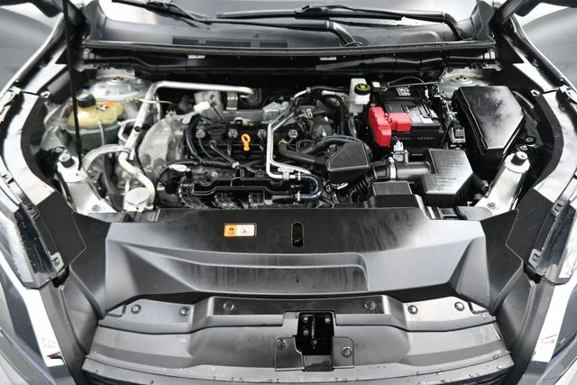 Used 2023  Mitsubishi  image 28