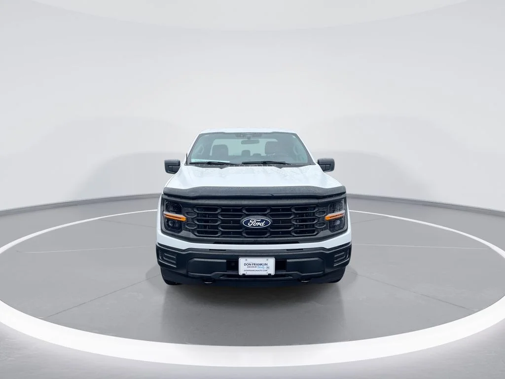 Used 2024 White Ford XL image 3
