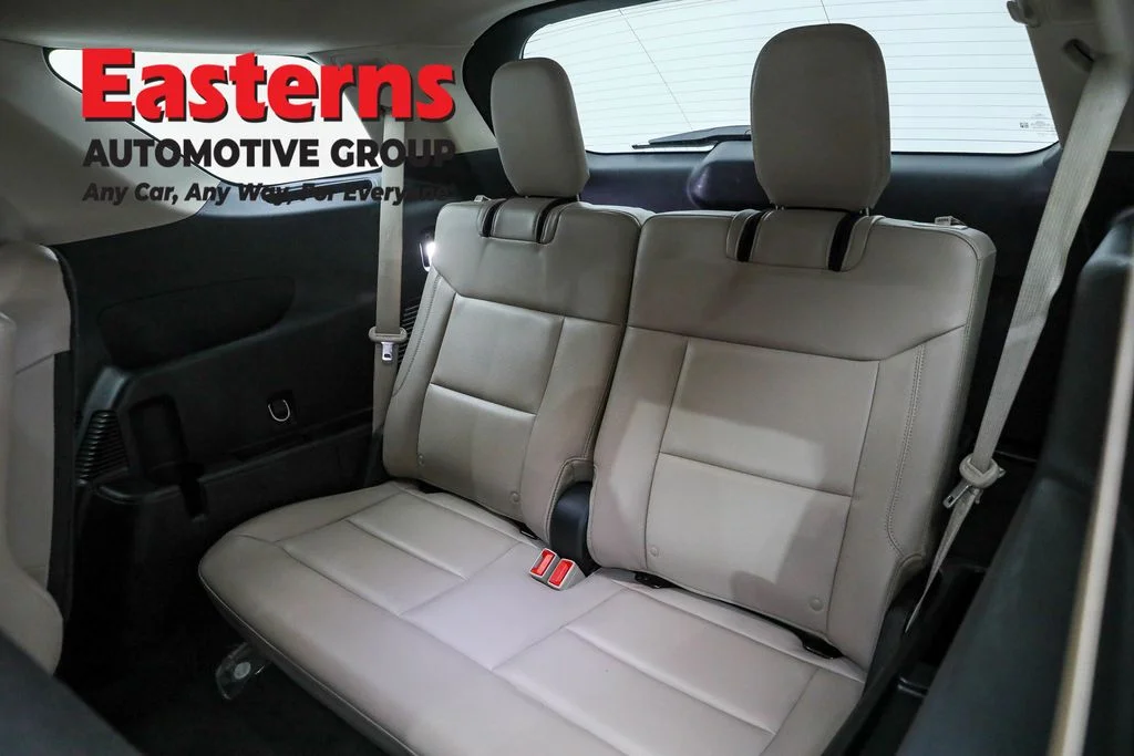 Used 2023 Black Ford Limited image 33
