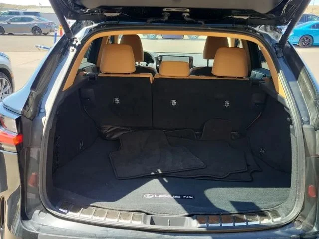 Used 2025 Black Lexus 350 Luxury image 9