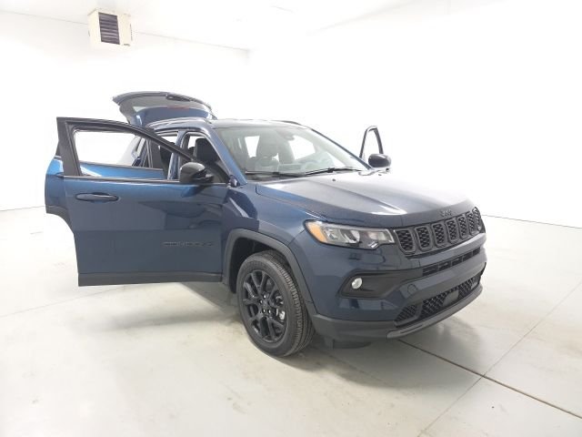 New 2026 Fathom Blue Pearl Coat Jeep Latitude image 8