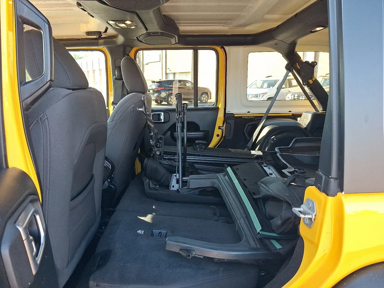 Certified Used 2021 Hellayella Clearcoat Jeep Unlimited Willys image 11