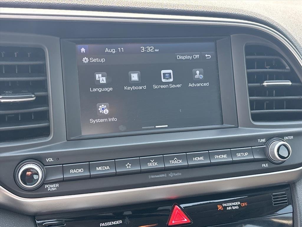 2020 Hyundai Elantra SEL - Photo 19