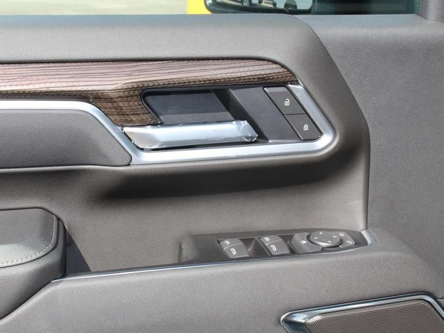 New 2026 Summit White Chevrolet LT image 8