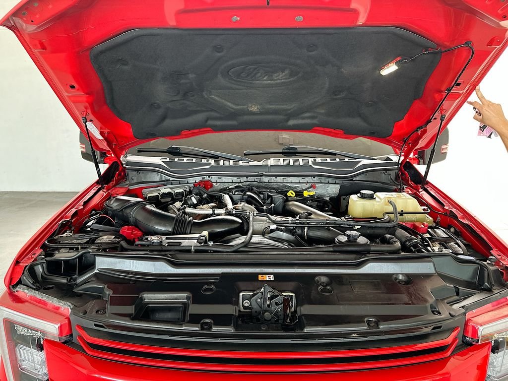 Used 2019 Red Ford Lariat image 29
