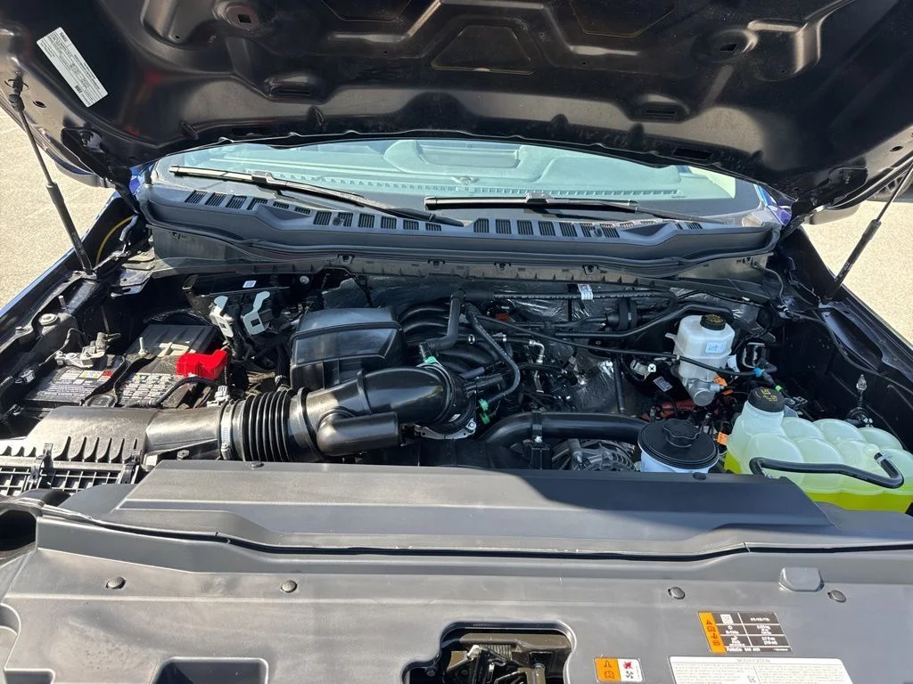 Used 2026 Blue Ford Lariat image 33