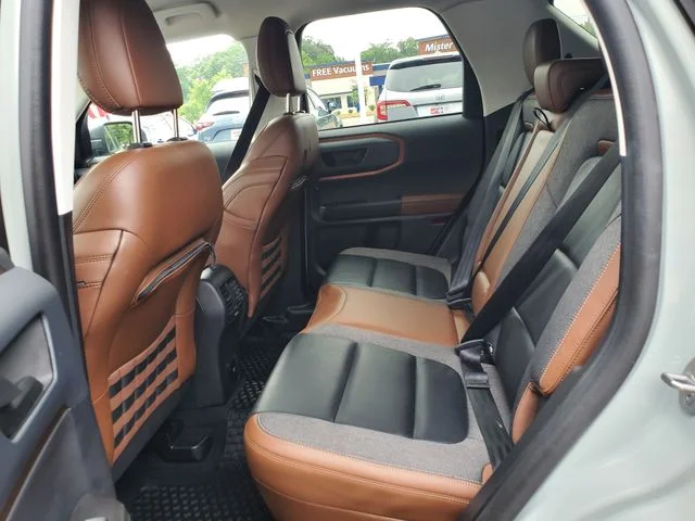 Used 2021 Green Ford Outer Banks image 9
