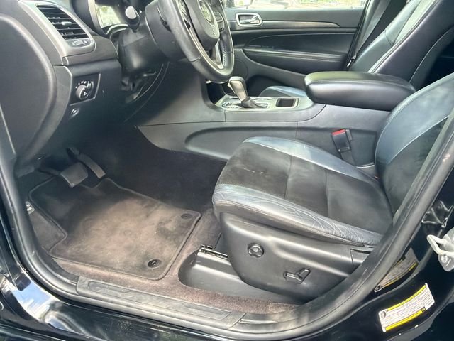 Used 2018 Black Jeep Altitude image 9
