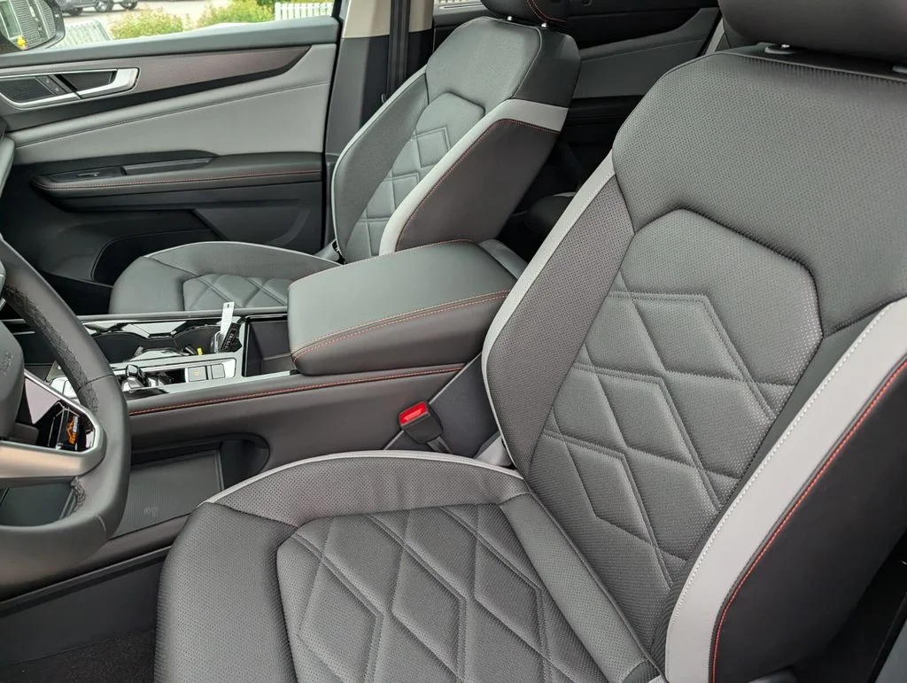 New 2026 Black Volkswagen 2.0T Peak Edition image 10