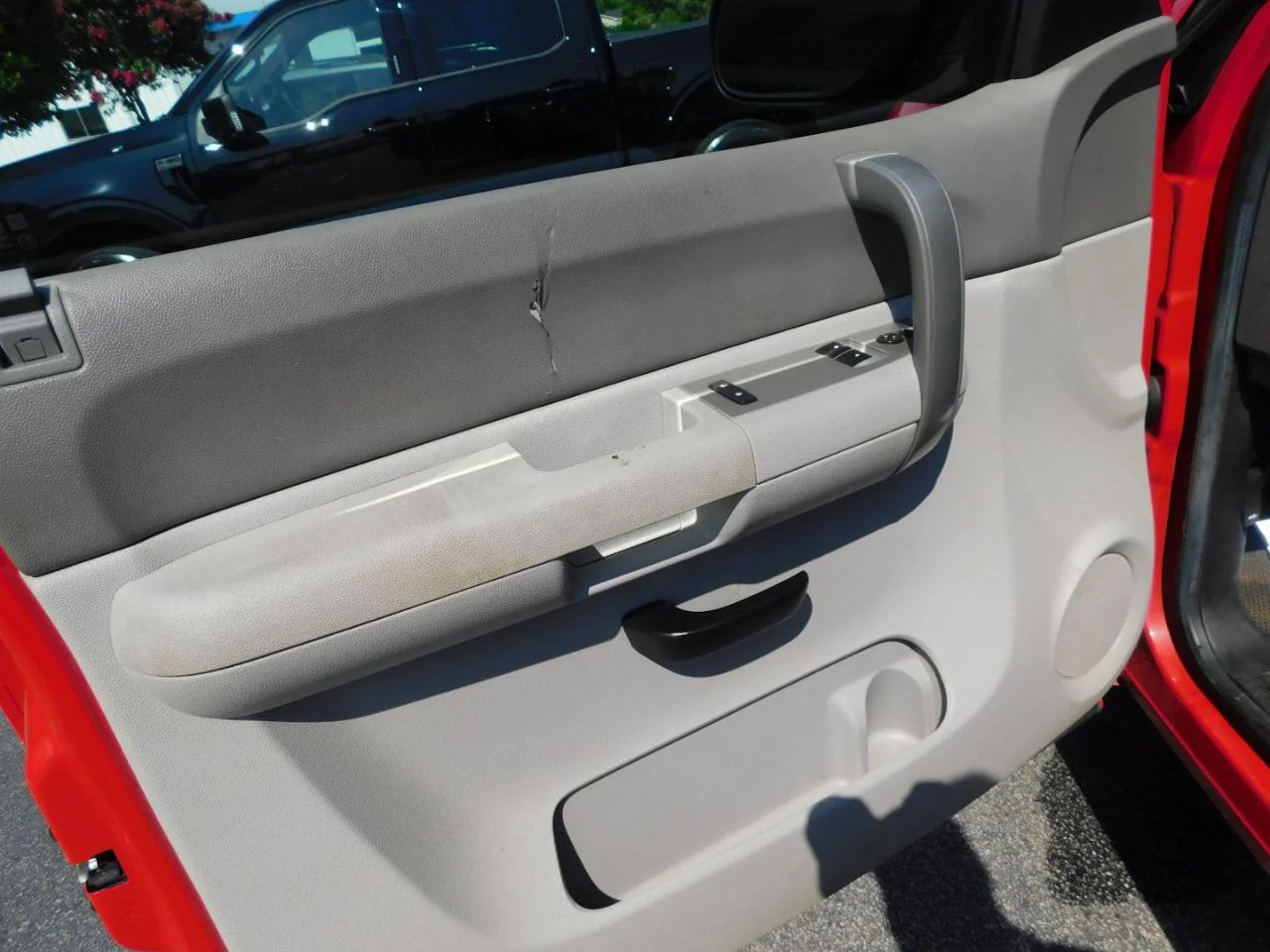 Used 2008 Red Chevrolet 2WD Reg Cab 119.0 in Work Truck image 17