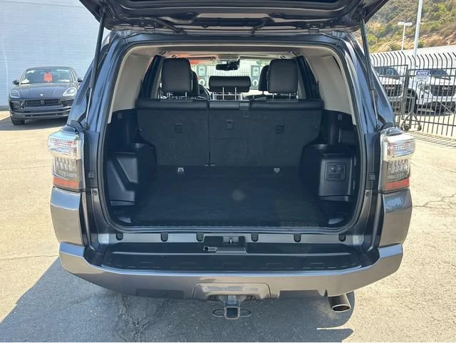 2022 Toyota 4Runner SR5 Premium - Photo 31