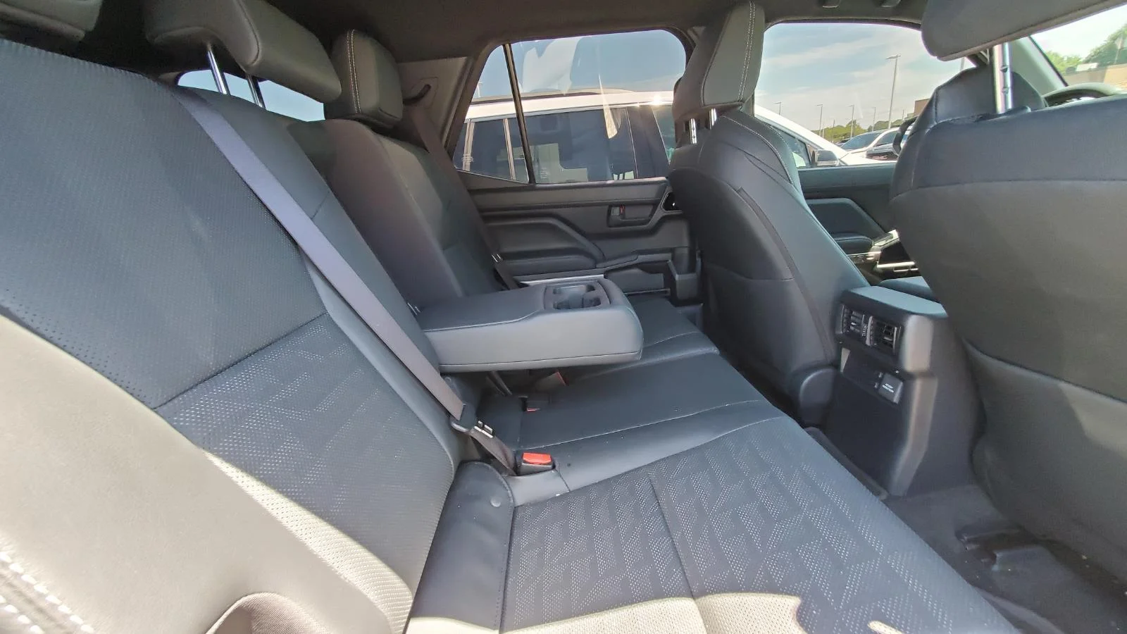 Used 2025 Cutting Edge Toyota SR5 image 6
