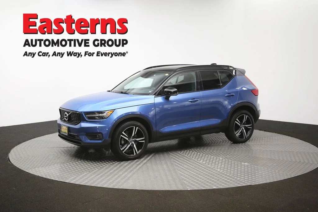 Used 2020 Blue Volvo R-Design image 57