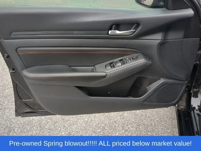 Used 2022 Black Nissan 2.5 SR image 20