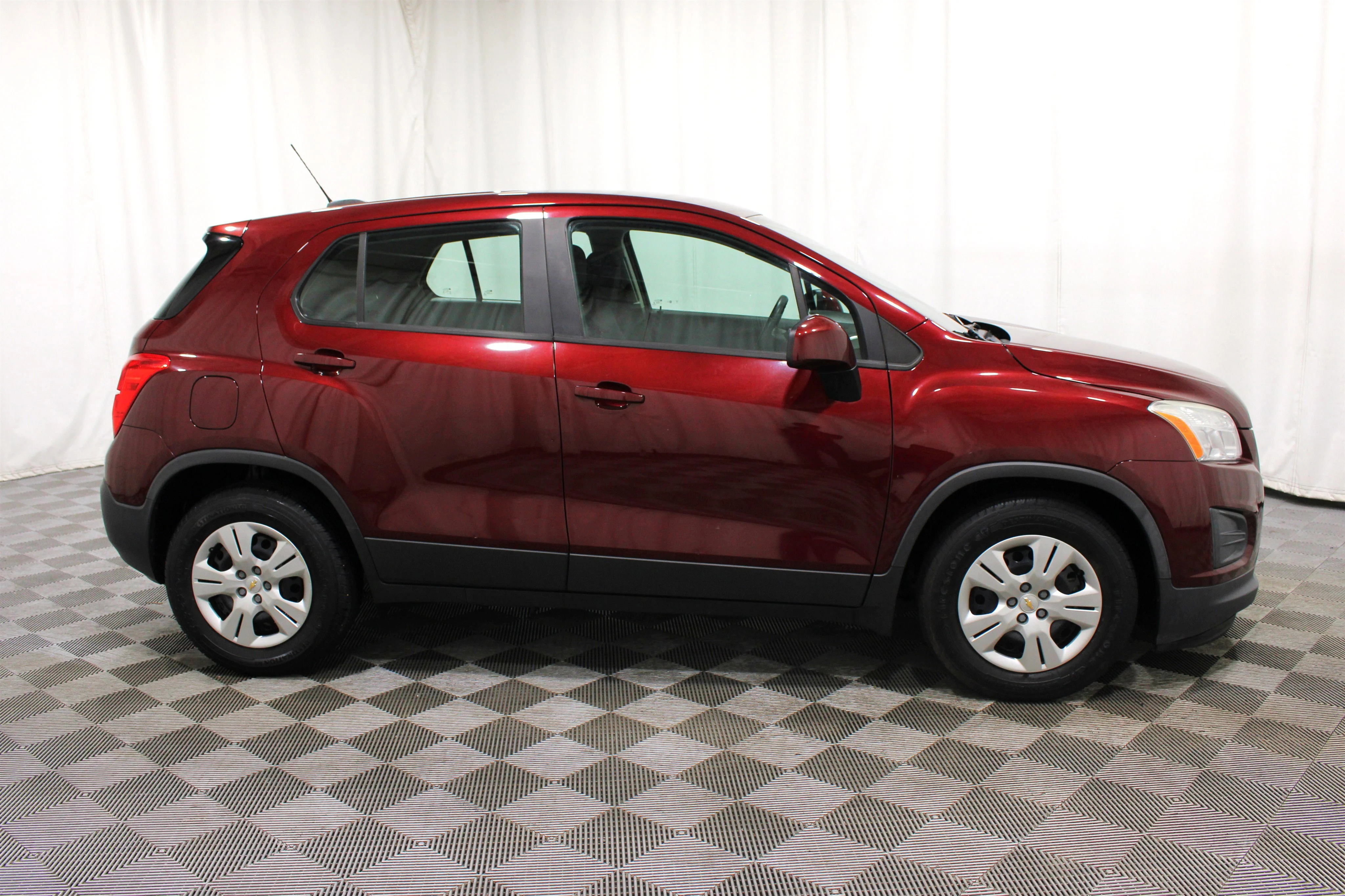 2016 Chevrolet Trax LS - Photo 25