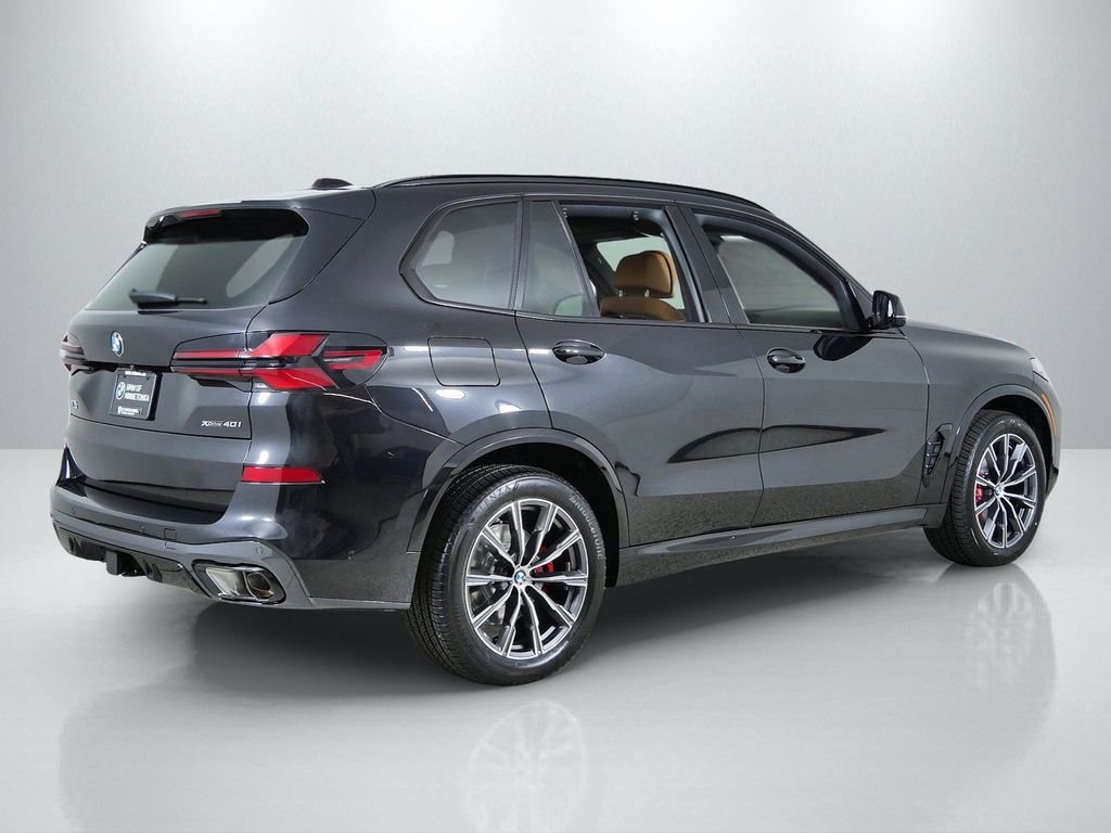 New 2026 Black Sapphire Metallic BMW xDrive40i image 9